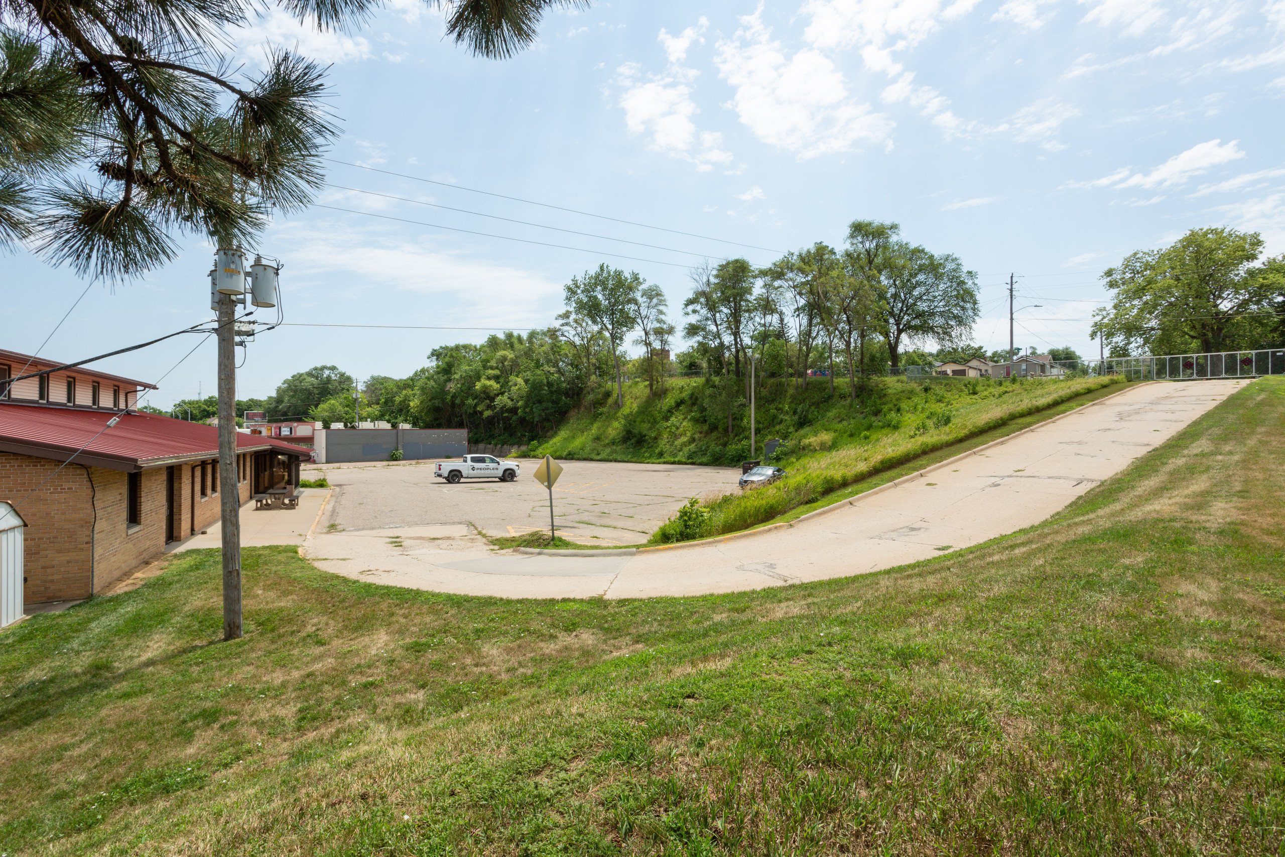 Listing 16981 1.43 acres in IA Peoples Company